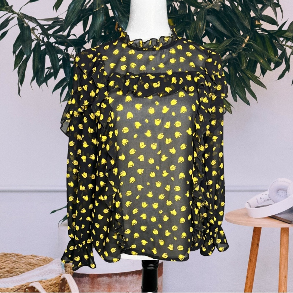 Who What Wear Tulip Ruffle Blouse